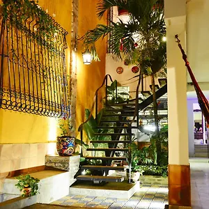 magic-garden-house.cali-hotels.com/